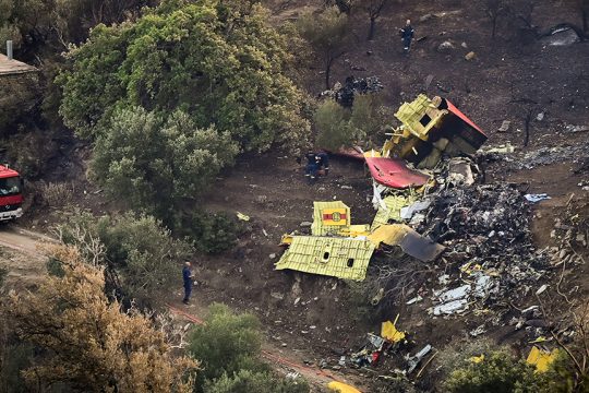 ptosi canadair karystos